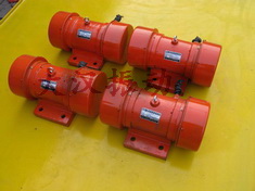 YZS振動(dòng)電機(jī):激振能力強(qiáng)，拆卸方便。
